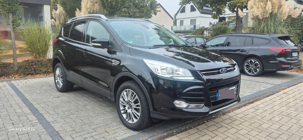 Ford Kuga 112.000 km 10.500 &euro; Troisdorf 53840