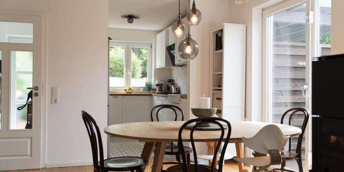 Moderne Immobilie mit Garten in familienfreundlicher Lage 5 zimmer