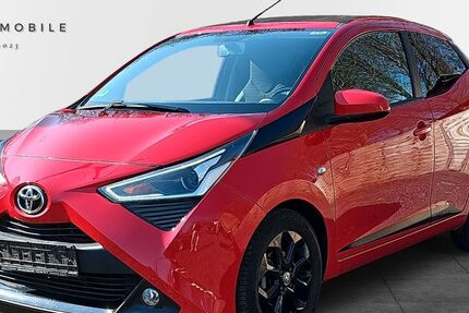 Toyota Aygo (X) 58.447 km 9.490 &euro; Troisdorf 53840