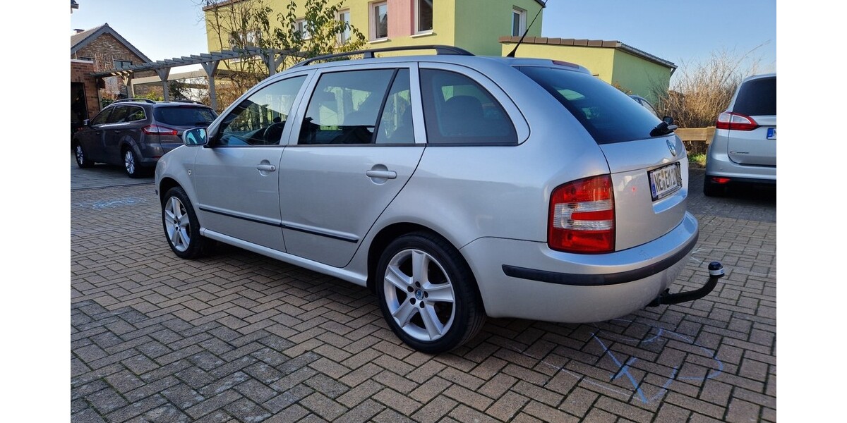 Skoda Fabia 389.000 km 2.000 &euro; Dormagen 41539