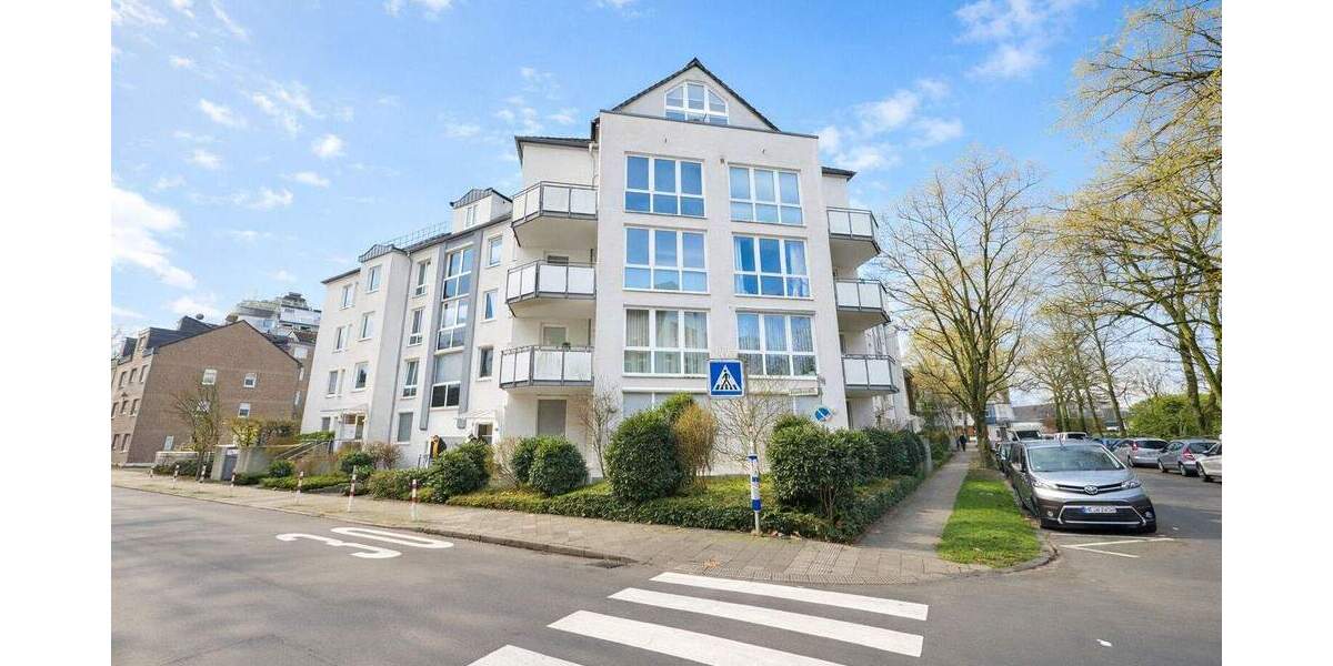 Gepflegte 3-Zimmer-Wohnung mit sonnigem Balkon und Stellplatz in zentraler Lage 3 zimmer