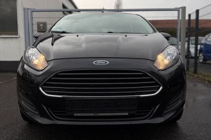 Ford Fiesta 148.707 km 5.750 &euro; Leverkusen 51381