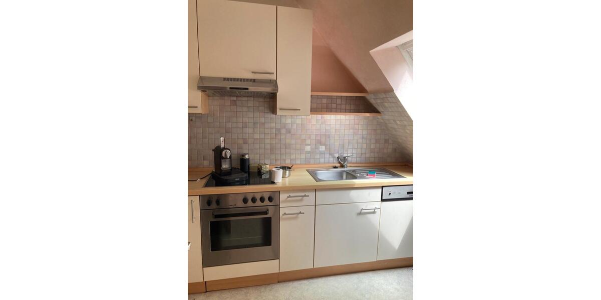 Dachgeschoßwohnung Neuss Reuschenberg - 3 Zimmer, 45 m&sup2;, 650&euro; | Angebot:26347750