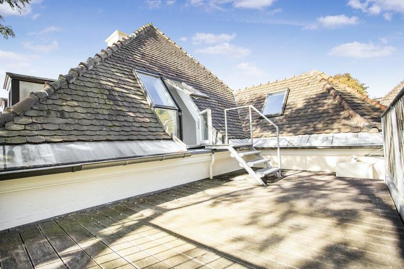 Exklusive private Vermietung in Köln-Marienburg mit Dachterrasse zimmer