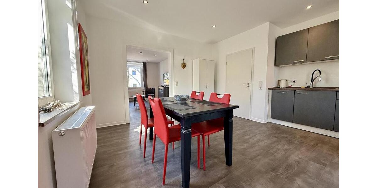 Erdgeschoßwohnung Düsseldorf Stadtbezirk 3 - 2 Zimmer, 60 m&sup2;, 890&euro; | Angebot:26299770