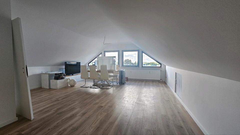 Dachgeschoßwohnung Wülfrath - 2 Zimmer, 70 m&sup2;, 740&euro; | Angebot:25633262