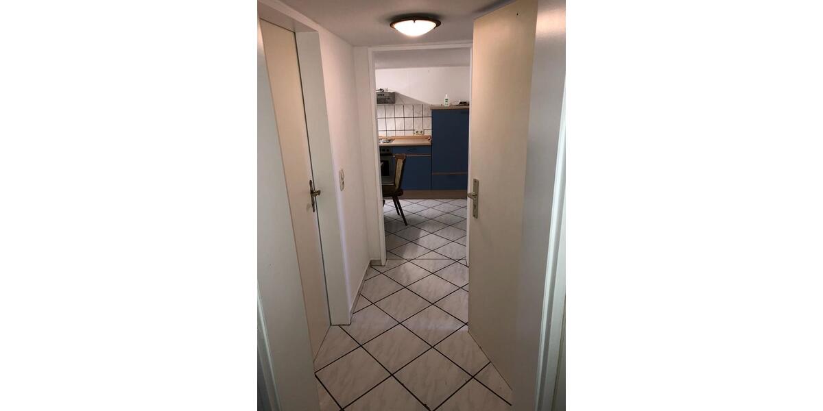 Möblierte 2 Zimmer Souterrainwohnung in Bergheim- Oberaußem 2 zimmer