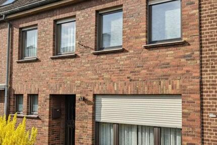 großzügiges Reihenhaus mit Garten für Familie in Bedburg zimmer