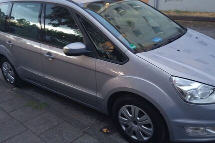 Ford Galaxy 227.000 km 6.450 &euro; Köln 50735