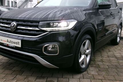 VW T-Cross 21.200 km 18.975 € Sankt Augustin 53757