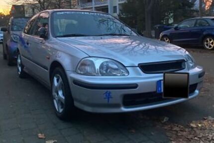 Honda Civic 130.000 km 5.000 &euro; Köln 50735