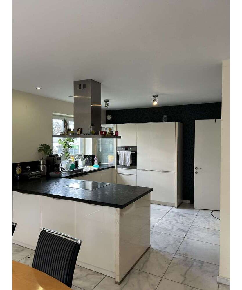 Haus zum Kaufen in Köln 939.000 € 247 m²