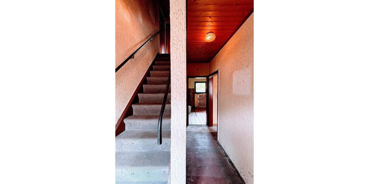 Wohnen mit Raum zur Entfaltung - Reiheneckhaus mit großem Grundstück 4 zimmer