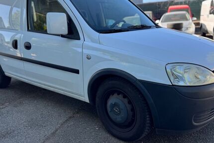 Opel Combo 104.499 km 3.730 &euro; Kerpen 50171