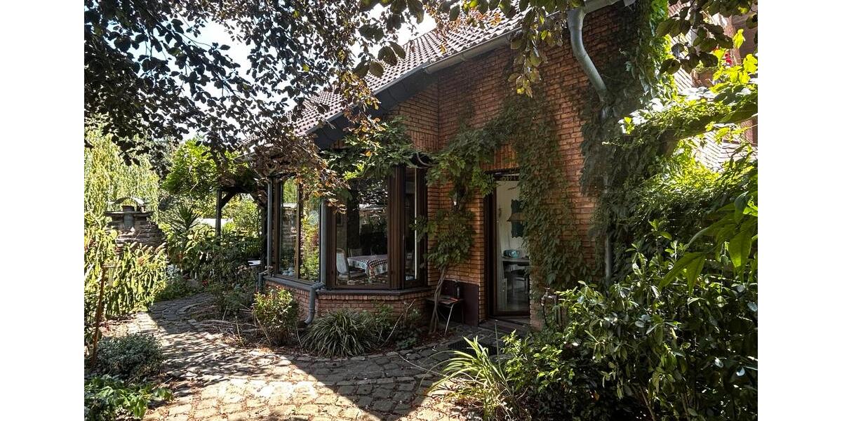 Einfamilienhaus Erftstadt - 4 Zimmer, 180 m&sup2;, 620.000&euro; | Angebot:27096835
