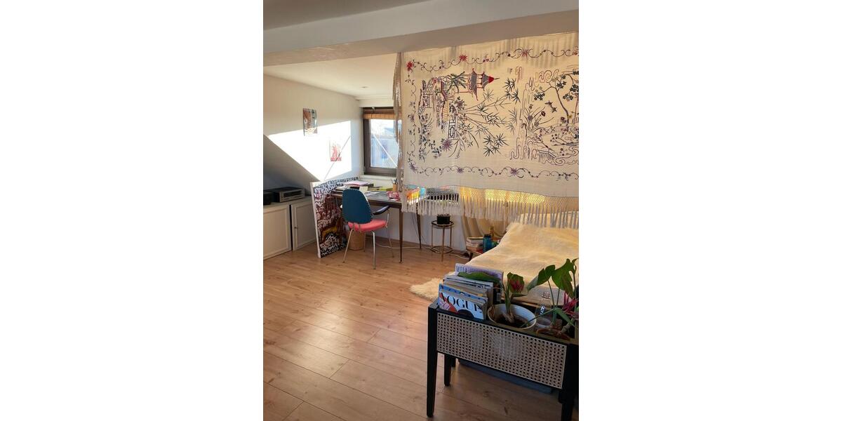 Zwischenmiete: Maisonette Wohnung in Ehrenfeld 2 zimmer