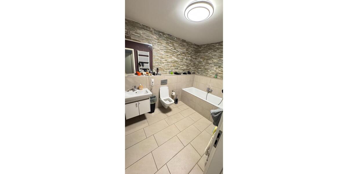 Etagenwohnung Köln Kalk - 1 Zimmer, 14 m&sup2;, 590&euro; | Angebot:27600047