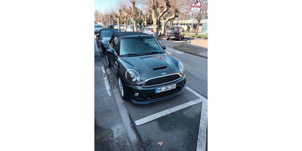 Mini Cooper SD Cabrio 129.000 km 10.600 &euro; Hilden 40723