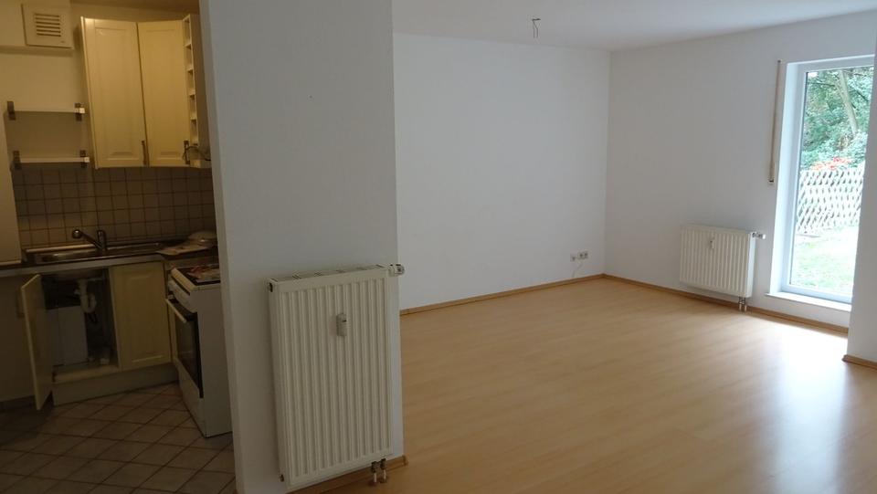 Gepfl. 2-Zi.-Terrassenwhg + Stellpl., gute Lage, in Troisd.-Spich 2 zimmer