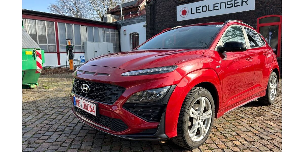 Hyundai KONA 37.779 km 15.899 &euro; Langenfeld 40764