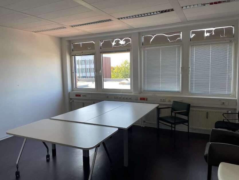 Büro in Düsseldorf 400 € 36 m²