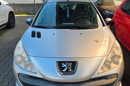 Peugeot 206 157.590 km 2.100 &euro; Gremberghoven 51149