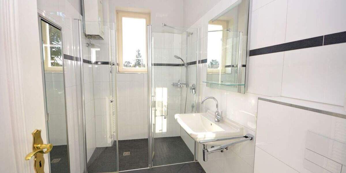 Einfamilienhaus Brühl - 7 Zimmer, 210 m&sup2;, 998.000&euro; | Angebot:25339720