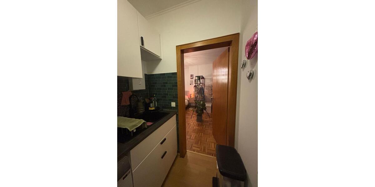 Etagenwohnung Düsseldorf Stadtbezirk 2 - 2 Zimmer, 34 m&sup2;, 700&euro; | Angebot:25307107