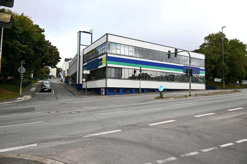 Halle in Remscheid 1.250.000 € 2567.93 m²