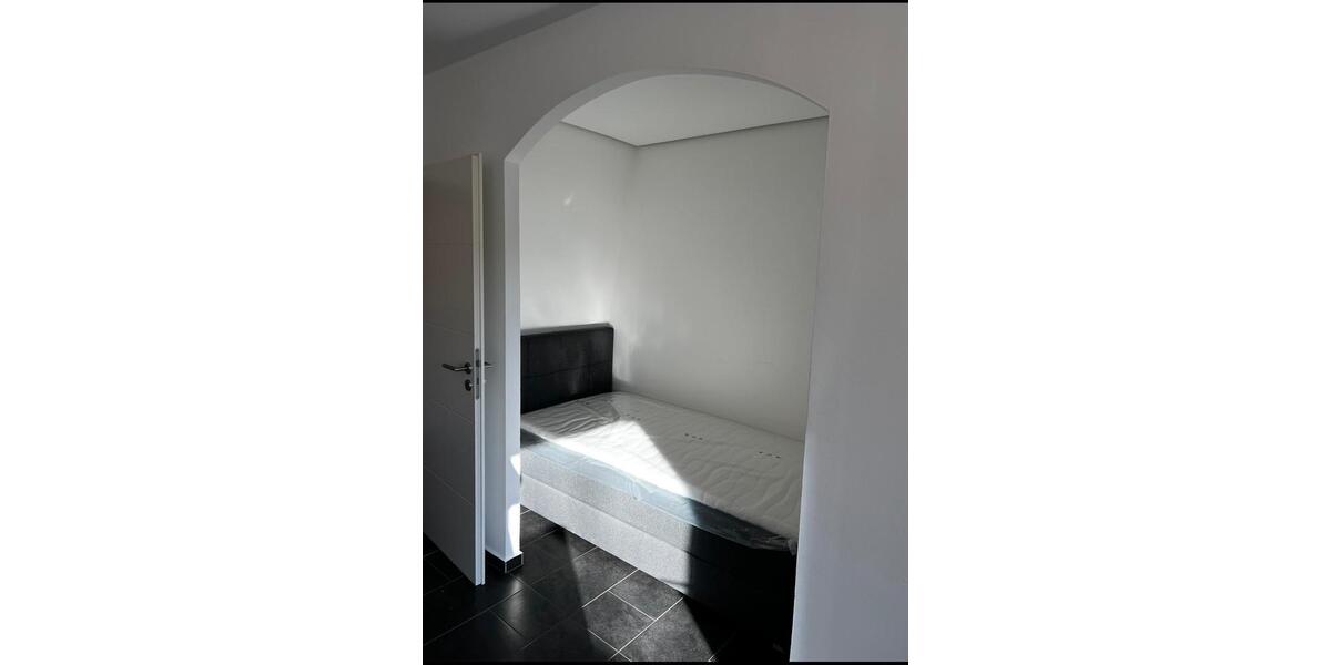 Etagenwohnung Düsseldorf Flingern Süd - 1 Zimmer, 37 m&sup2;, 800&euro; | Angebot:26120105