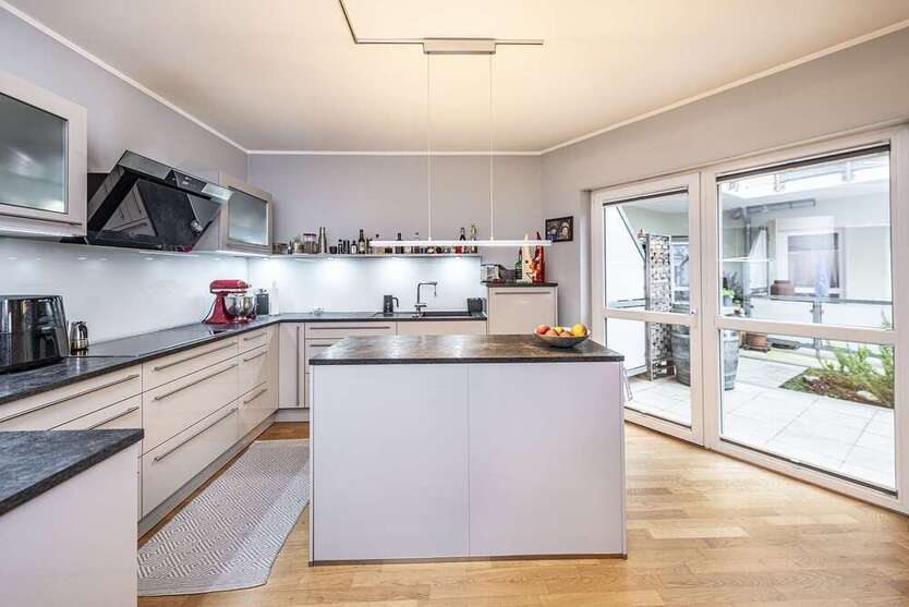 Wohnung zum Kaufen in Leverkusen 545.000 € 130 m²