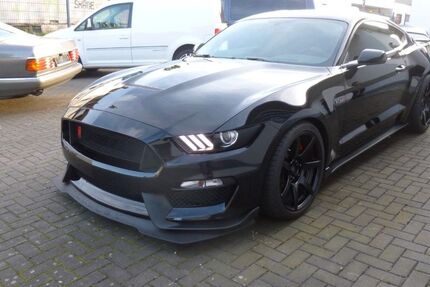Ford Mustang 10.320 km 115.000 € Solingen 42719