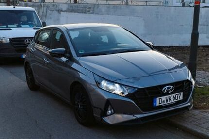 Hyundai i20 60.300 km 11.500 &euro; Düsseldorf 40231