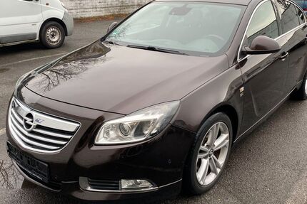 Opel Insignia 212.000 km 5.400 &euro; Monheim 40789