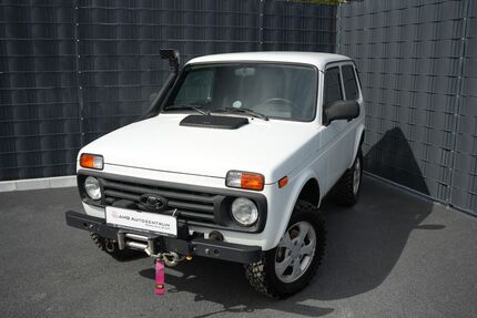 Lada Taiga 101.554 km 9.799 &euro; Dormagen 41539