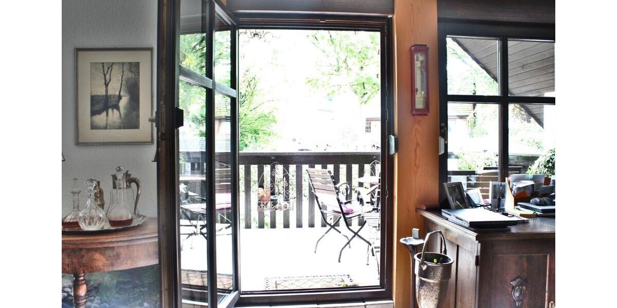 GRUITEN-DORF + + + 4,5 Zimmer Komfort- Wohnung mit Kamin 4.5 zimmer