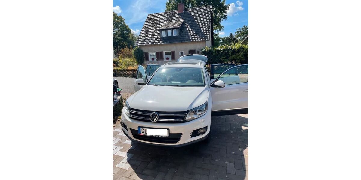 VW Tiguan 220.000 km 10.900 &euro; Bergisch gladbach 51469