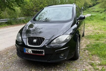 Seat Altea 220.000 km 3.400 € Solingen 42659