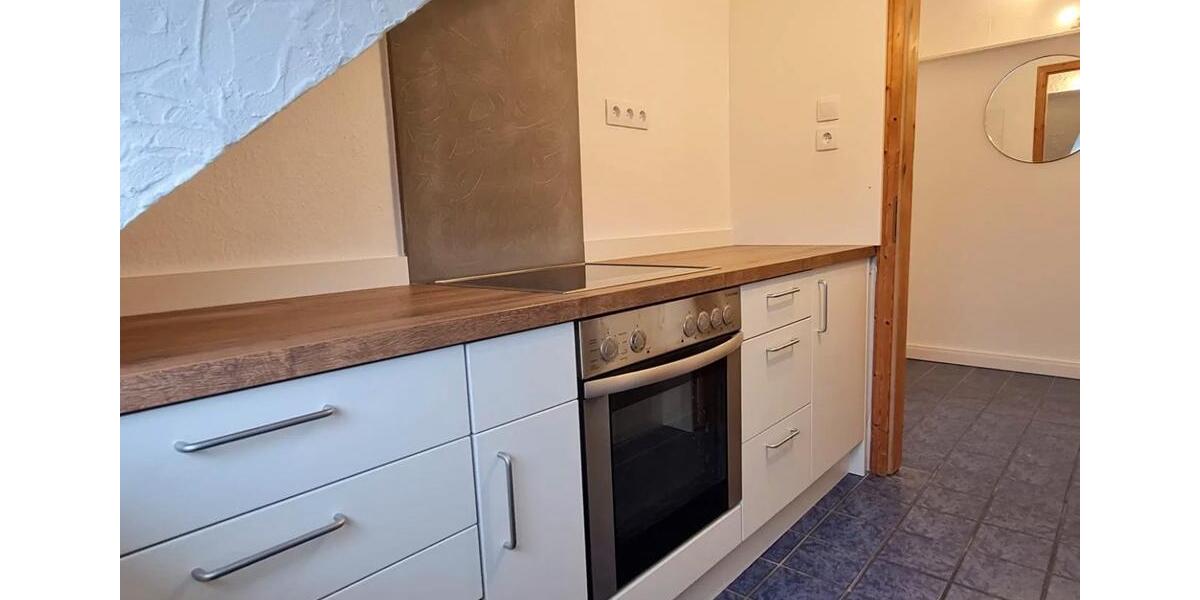 Sanierte Dachgeschosswohnung mit Weitblick in Remscheid Hasten 2 zimmer