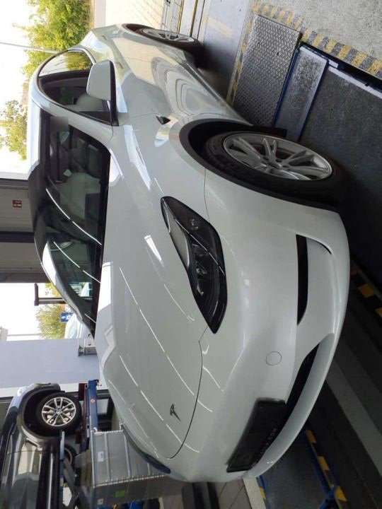 Tesla Model Y 29.091 km 28.200 € Remscheid 42897