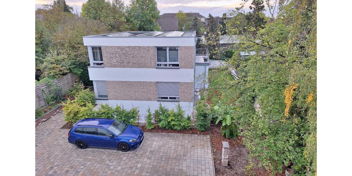 Bergheim Stadt, Souterrain Wohnung, 2 Zimmer Terrasse, Stellplatz 2 zimmer