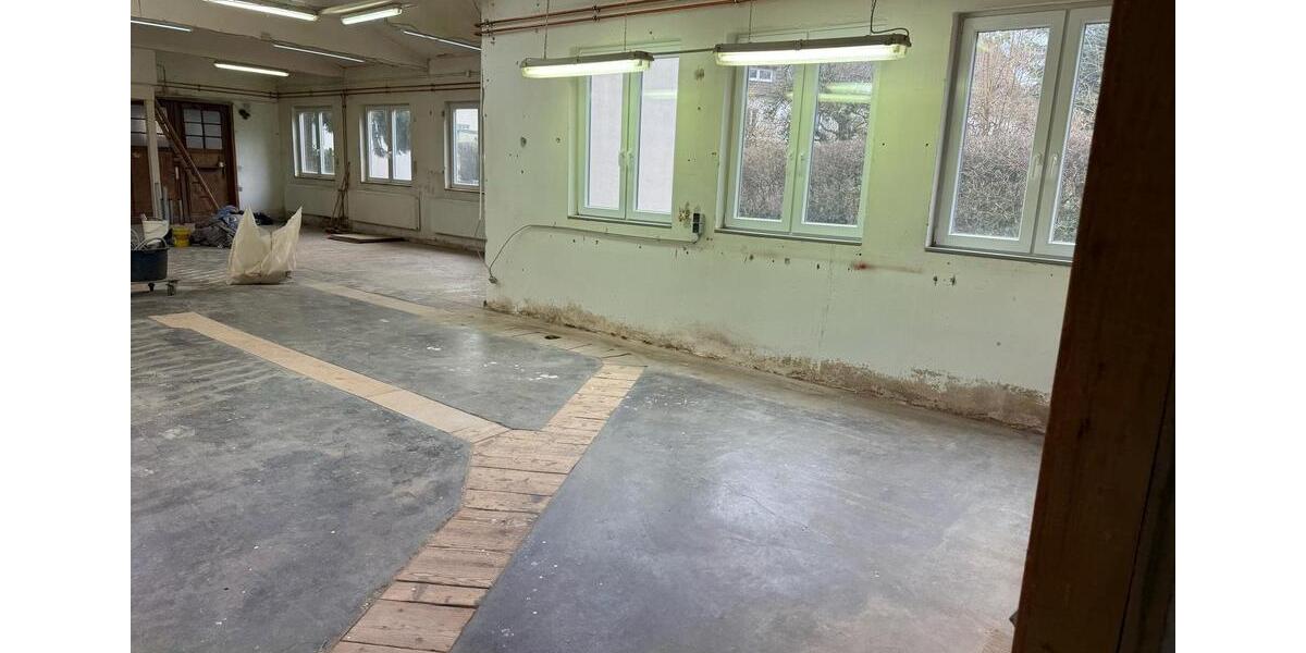 Gewerbeeinheit - Werkstatt Produktionshalle mit Büro Keine Mieterprovision! zimmer