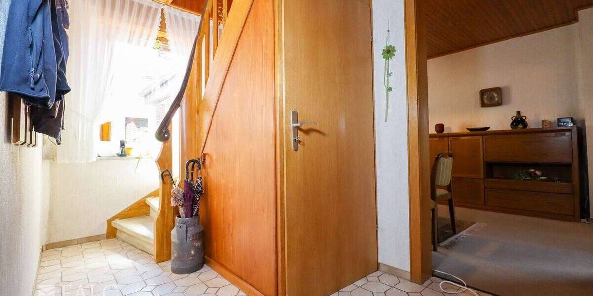 Einfamilienhaus Bergheim Rheidt - 7 Zimmer, 106 m&sup2;, 185.000&euro; | Angebot:26733120
