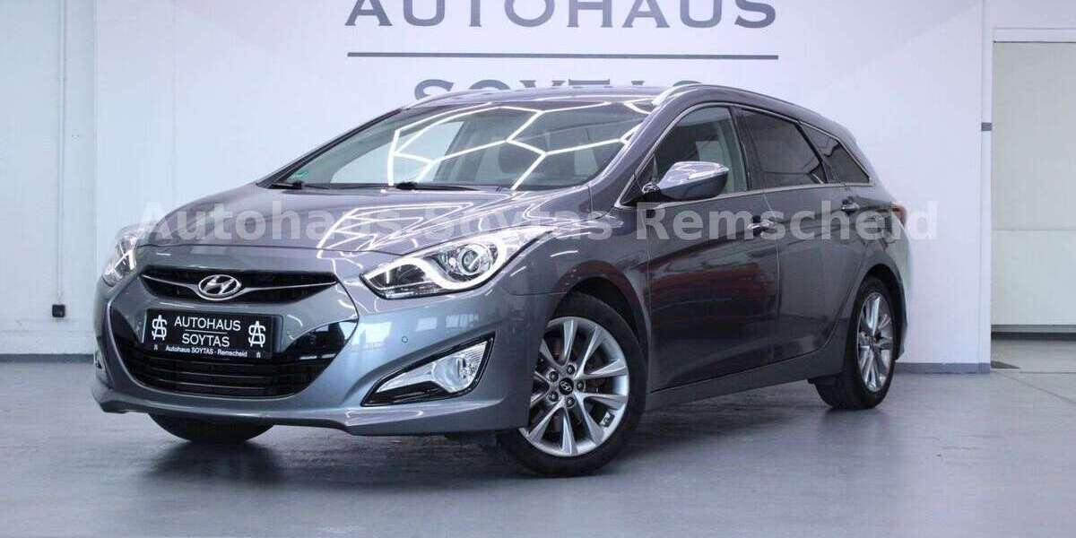 Hyundai i40 120.000 km 10.999 &euro; Remscheid 42853