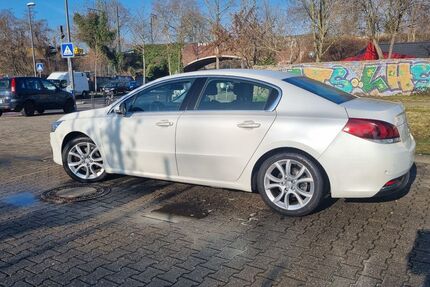 Peugeot 508 138.660 km 9.499 &euro; Köln 50968