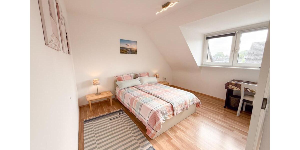 Doppelhaushälfte mit großem Garten und viel Nutzfläche 6 zimmer