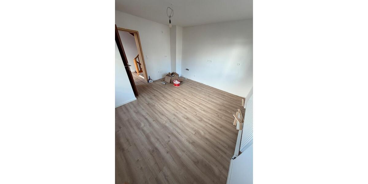 Doppelhaushälfte Lindlar - 4 Zimmer, 120 m&sup2;, 1.500&euro; | Angebot:27614964