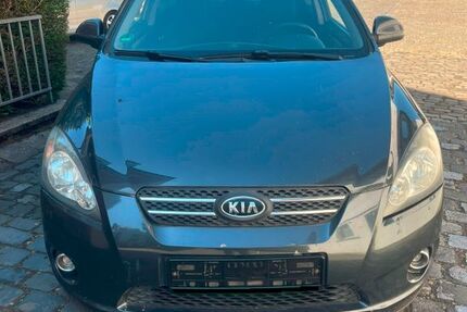 Kia ceed Sportswagon 247.600 km 1.950 &euro; Düsseldorf 40597