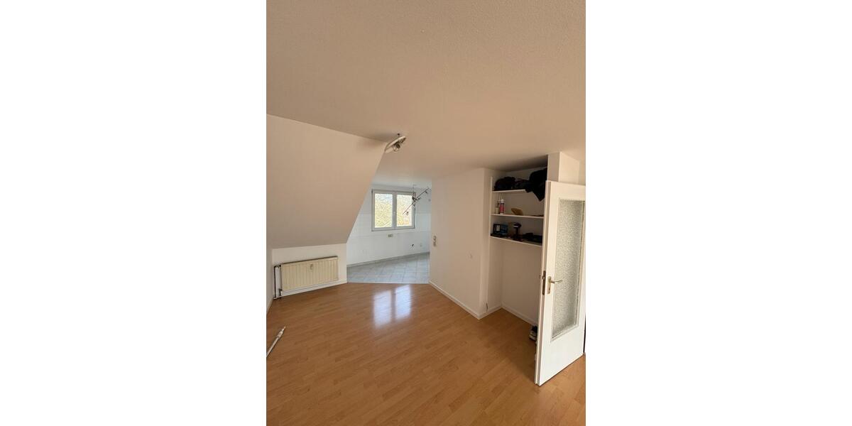 Dachgeschoßwohnung Köln Ehrenfeld - 2 Zimmer, 56 m&sup2;, 910&euro; | Angebot:25637269