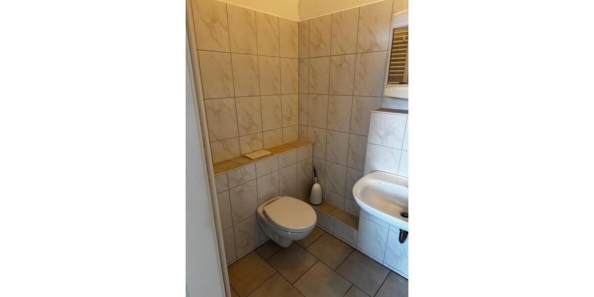 Hochparterre Neuss Furth-Mitte - 1 Zimmer, 42 m&sup2;, 490&euro; | Angebot:26161776